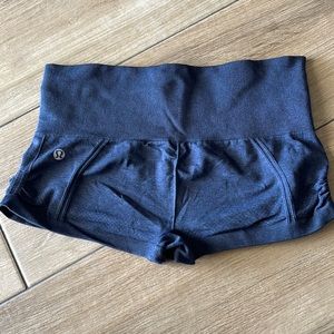 Lululemon In The Flow Yoga Shorts, size 6